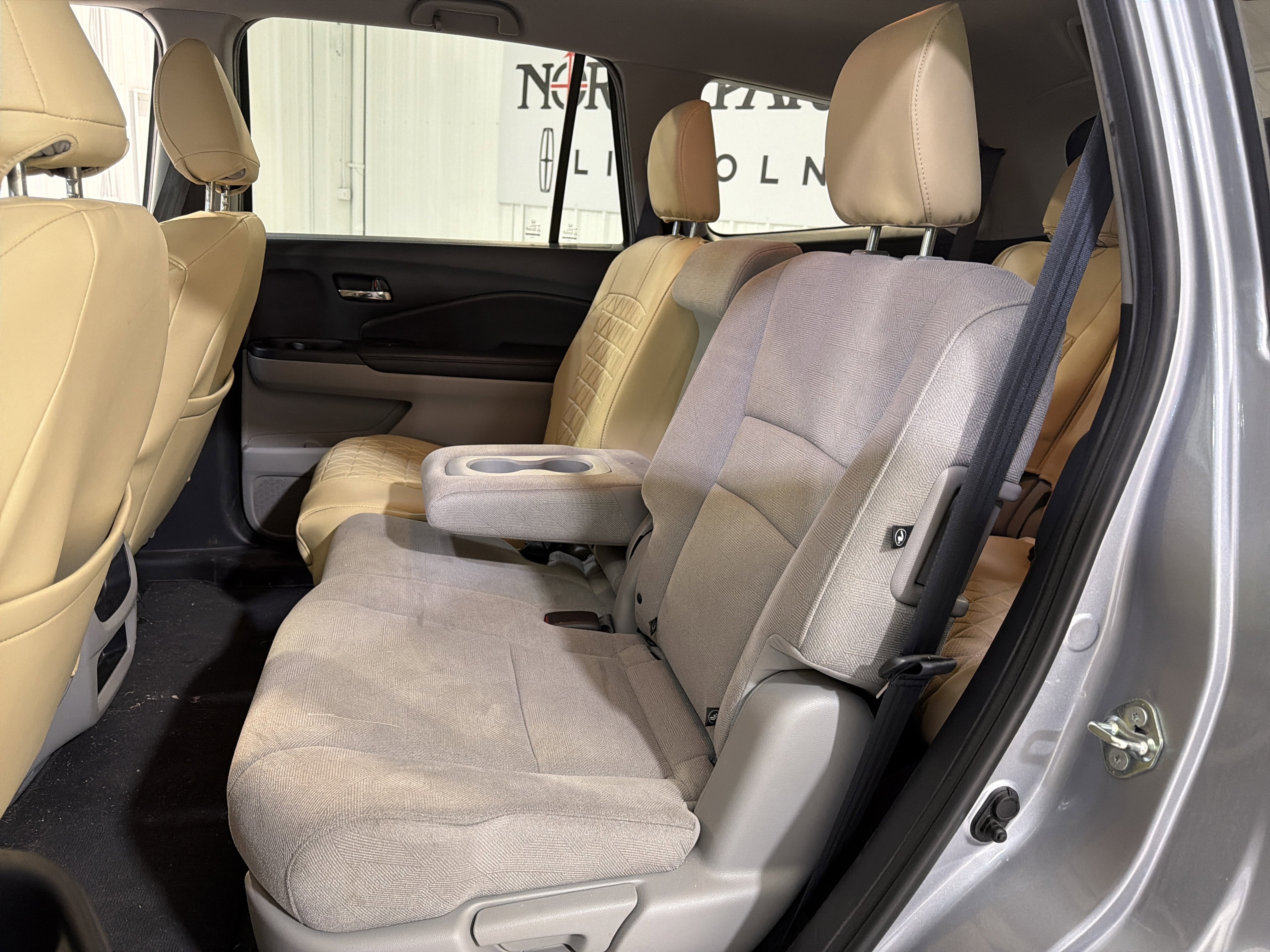 Used 2020 Honda Pilot LX image 10