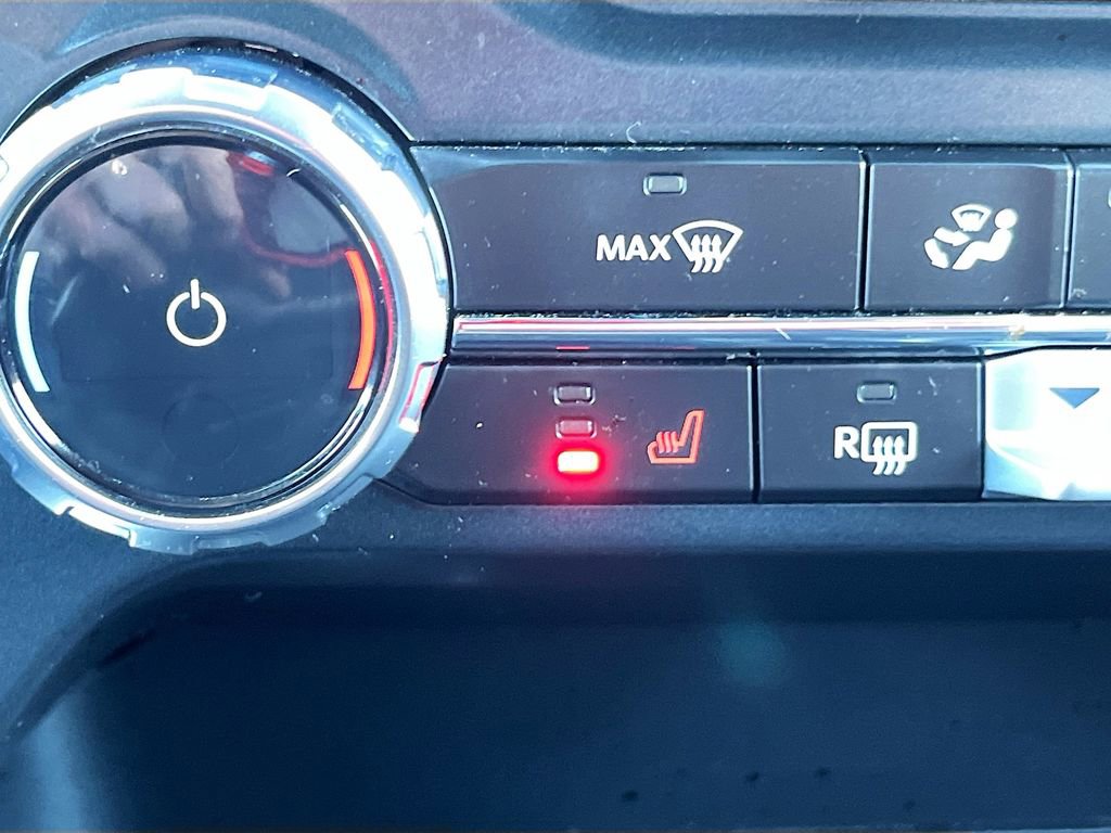 Used 2025 Ford F150 XLT w/ Equipment Group 302A MID image 21