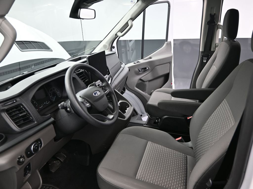 Used 2025 Ford Transit 350 XLT image 21