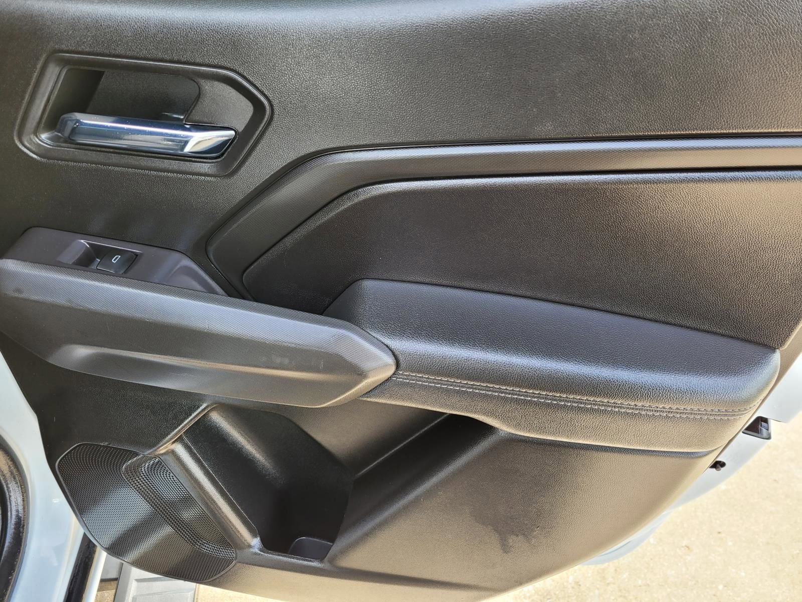 Used 2023 Chevrolet Colorado LT image 11