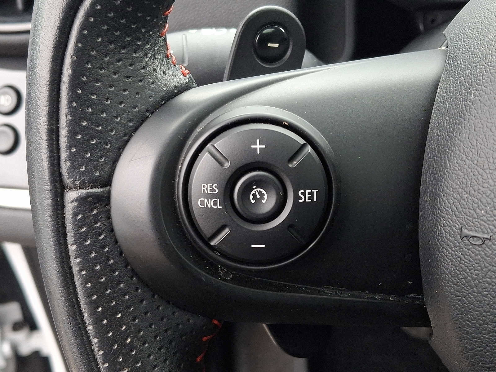 Used 2020 MINI Cooper Countryman S w/ Storage Package image 21