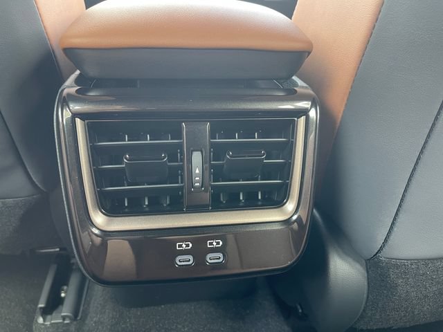New 2026 Toyota Crown Signia AWD/4WD image 28