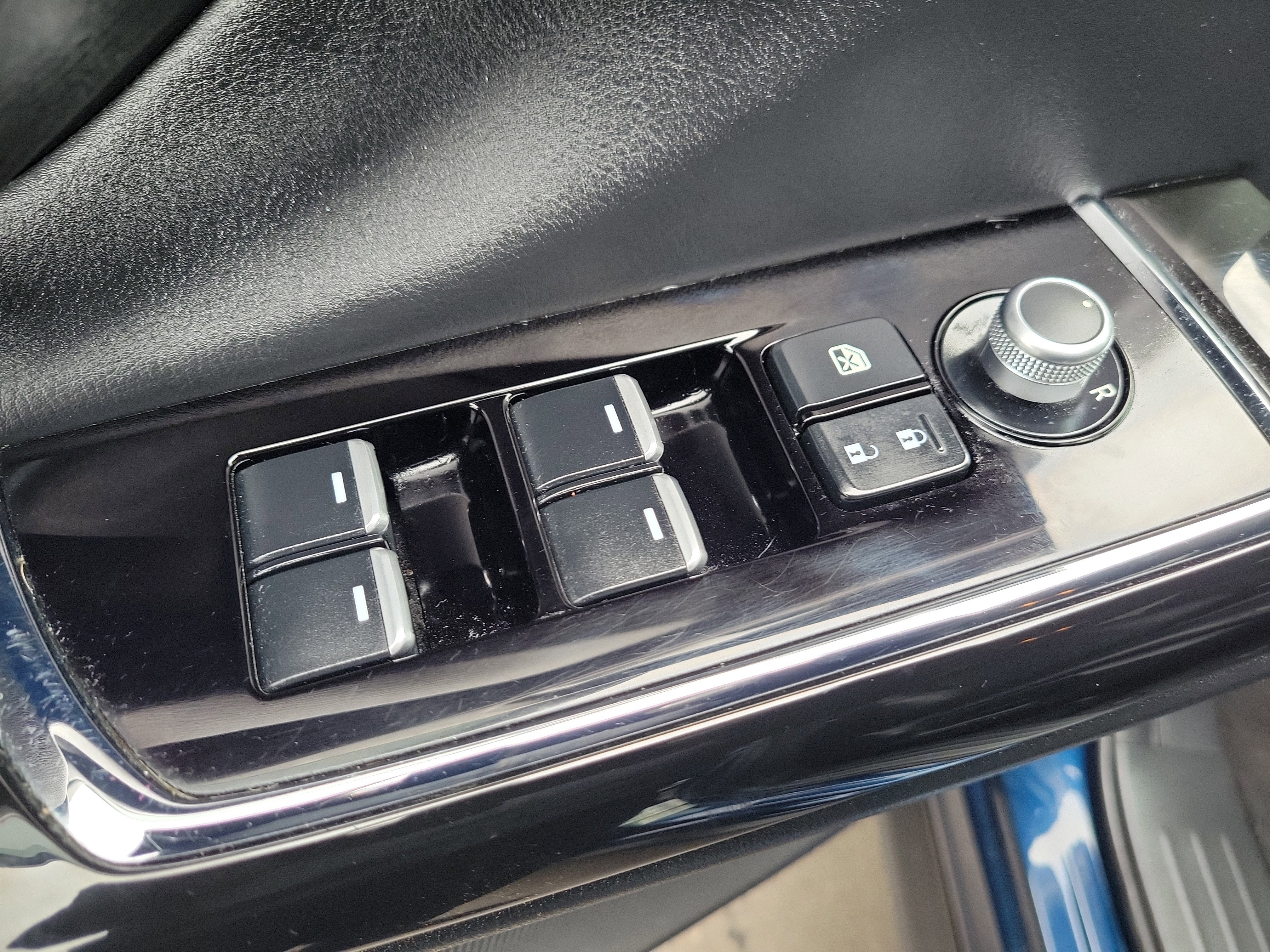 Used 2020 MAZDA CX-9 Touring image 19