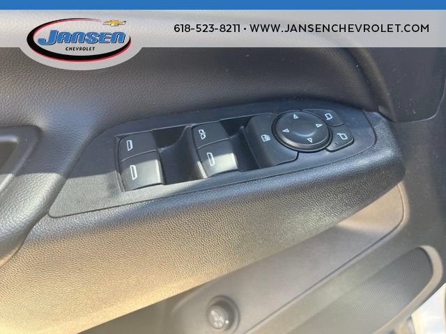 Used 2019 Chevrolet Equinox LT w/ Driver Convenience Package FWD image 13