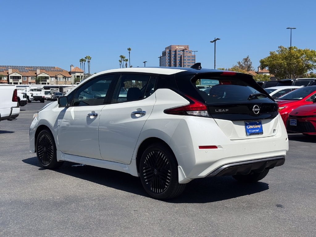 Used 2024 Nissan Leaf SV Plus FWD image 9
