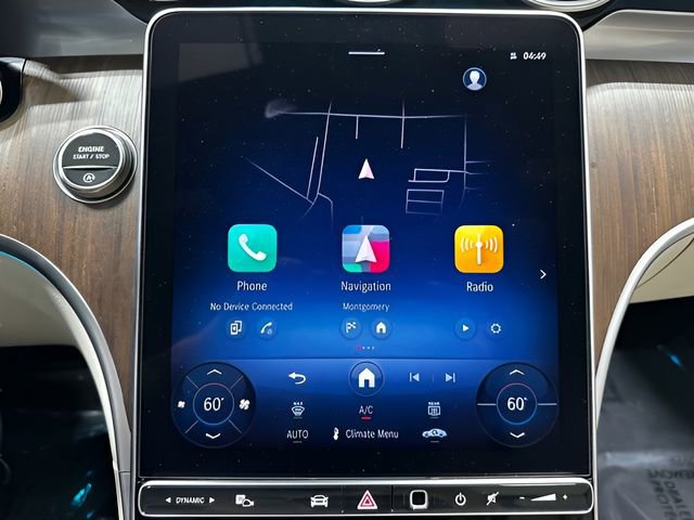 Used 2025 Mercedes-Benz C 300 4MATIC Sedan image 32