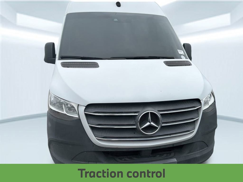 Used 2019 Mercedes-Benz Sprinter 144 Cargo image 4