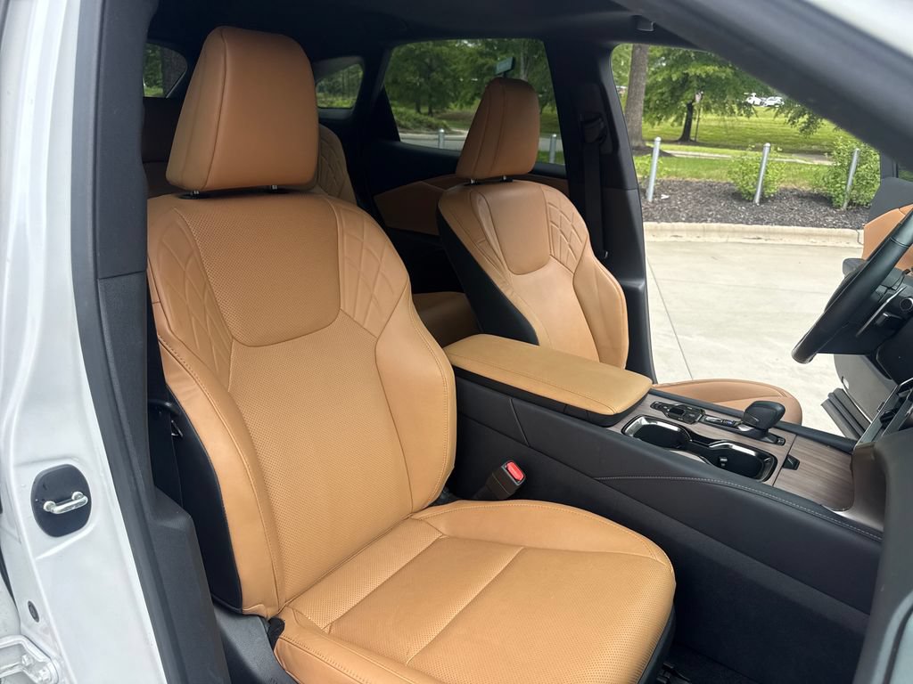 Used 2023 Lexus RX 350 Premium w/ Accessory Package (Z1) FWD image 35