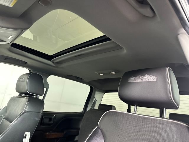 Used 2018 Chevrolet Silverado 2500 High Country w/ Duramax Plus Package image 31