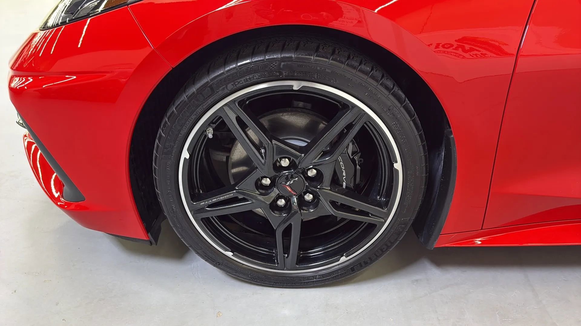 Used 2024 Chevrolet Corvette Stingray Coupe w/ 1LT RWD image 24