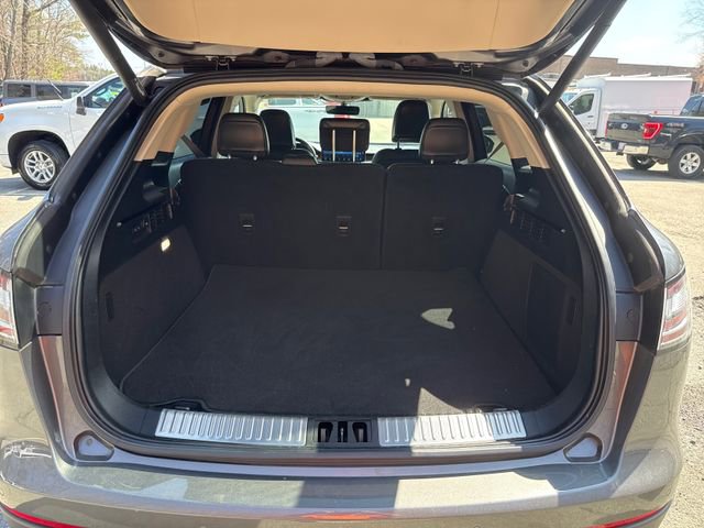 Used 2022 Lincoln Nautilus Reserve w/ Luxury Package AWD/4WD image 11