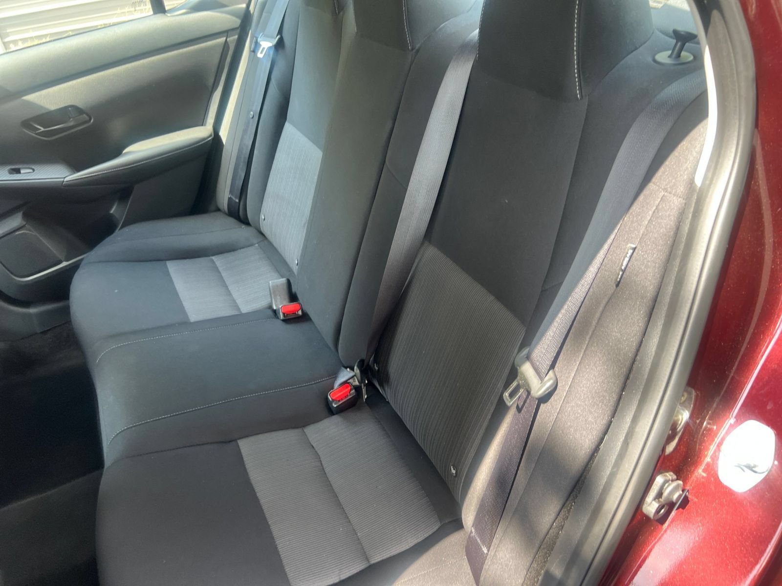 Used 2025 Nissan Sentra SV FWD image 31