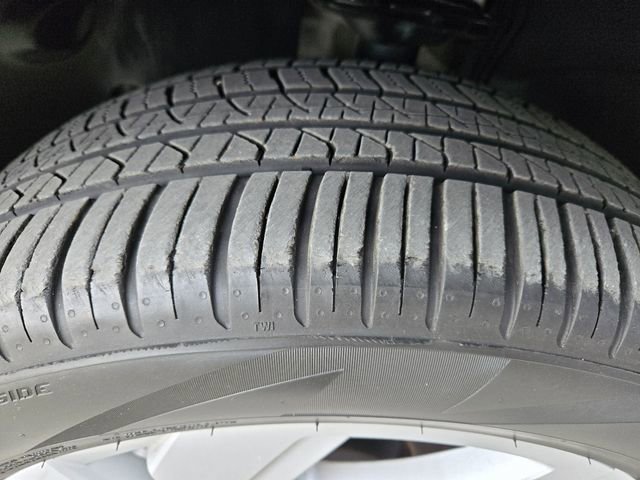 Used 2023 Volkswagen Atlas SE image 9