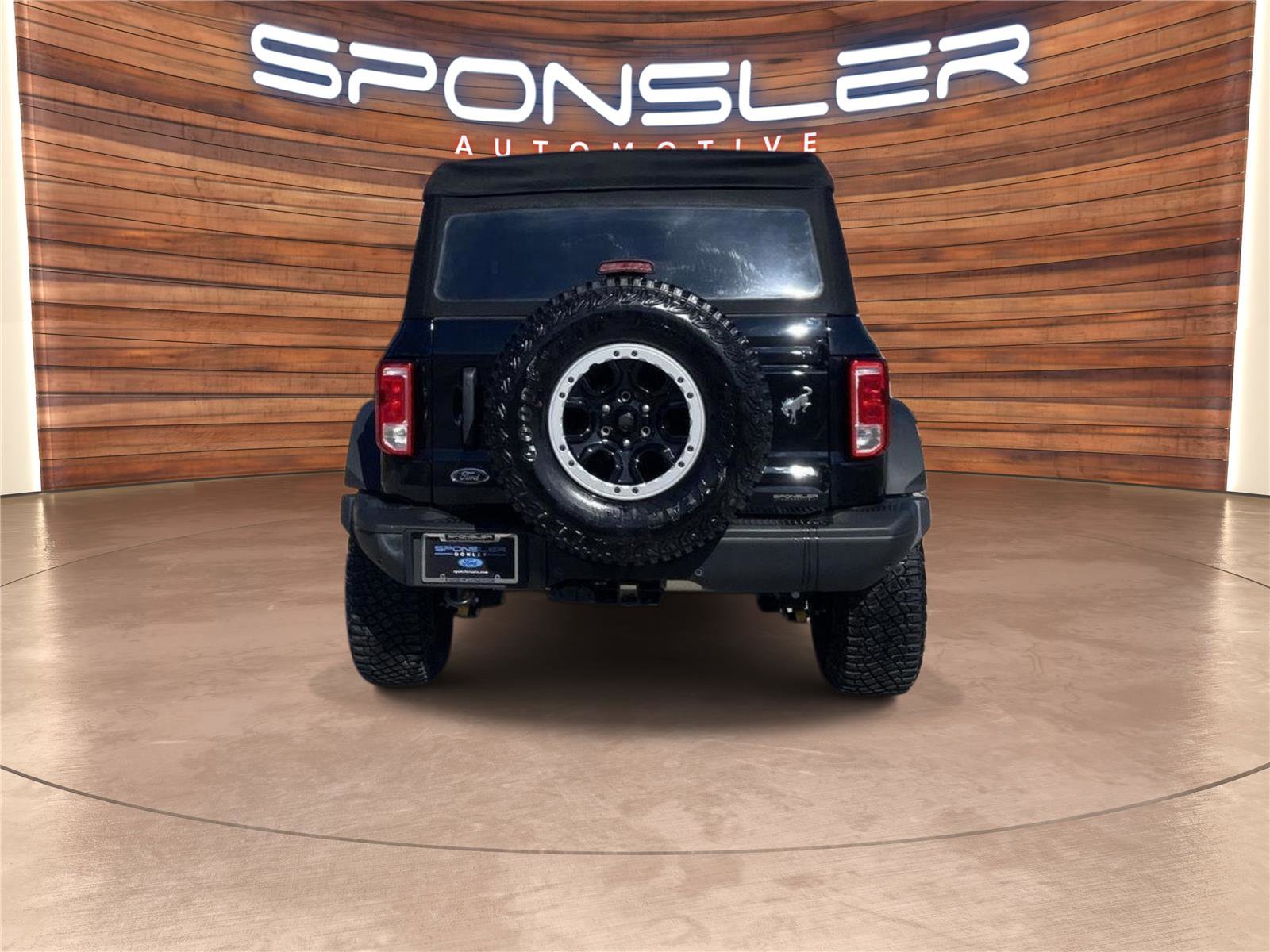 Used 2024 Ford Bronco Black Diamond w/ Sasquatch Package image 6