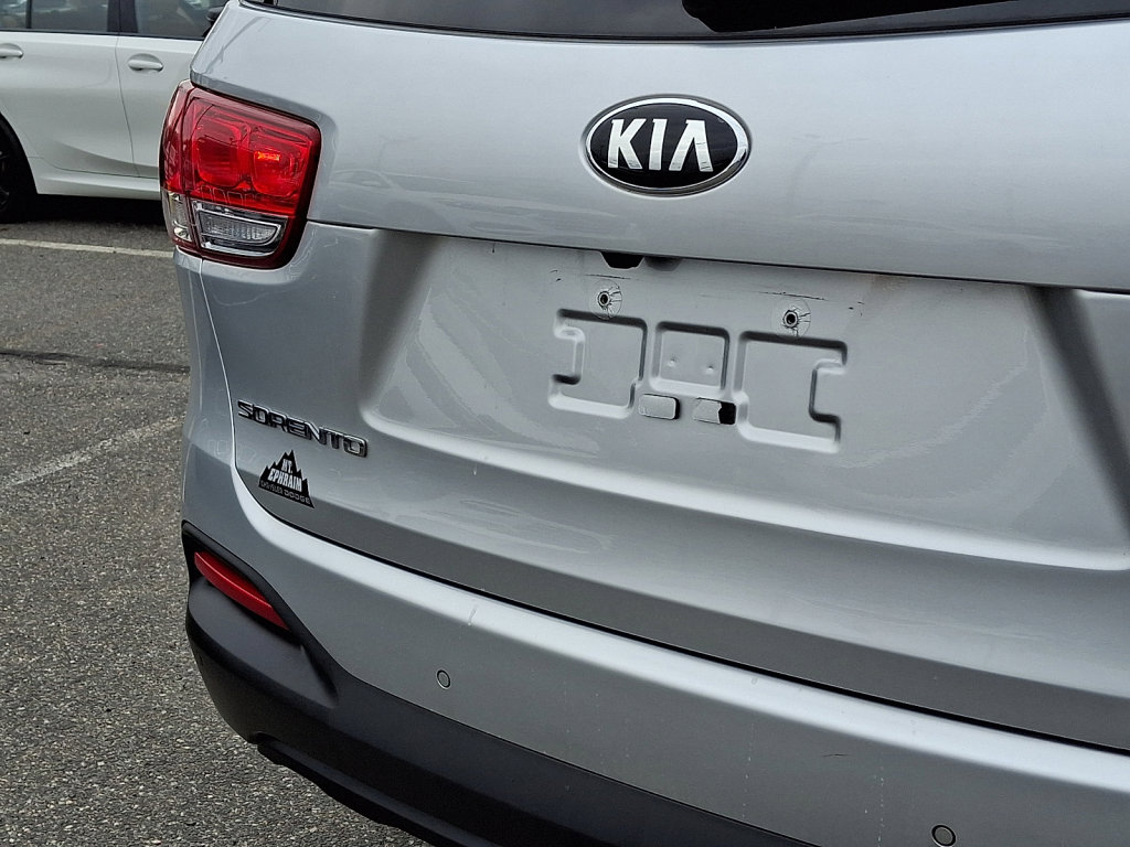 Used 2018 Kia Sorento LX image 18