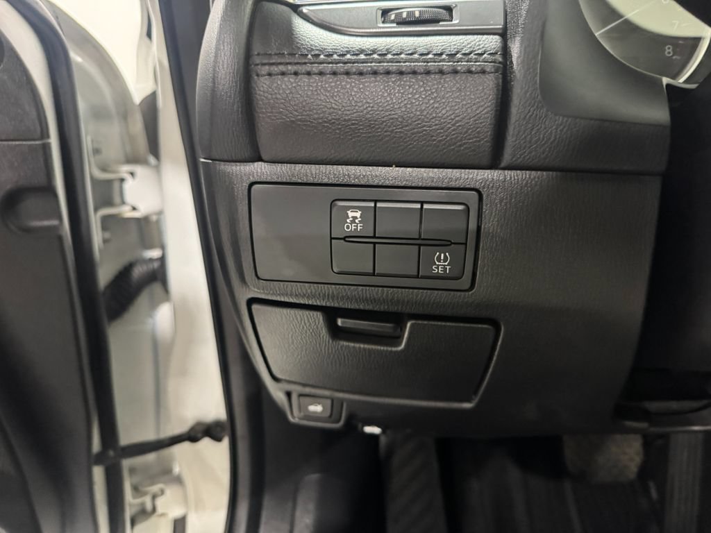 Used 2017 MAZDA MAZDA6 Touring FWD image 35