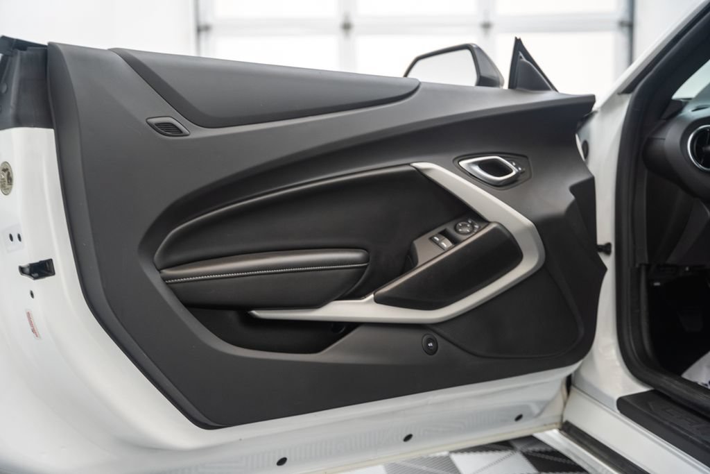 Used 2023 Chevrolet Camaro LT RWD image 37