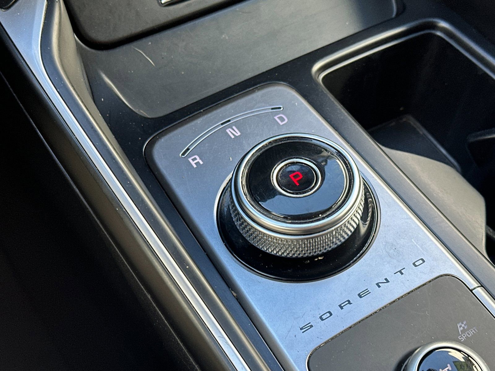 Used 2022 Kia Sorento S image 23