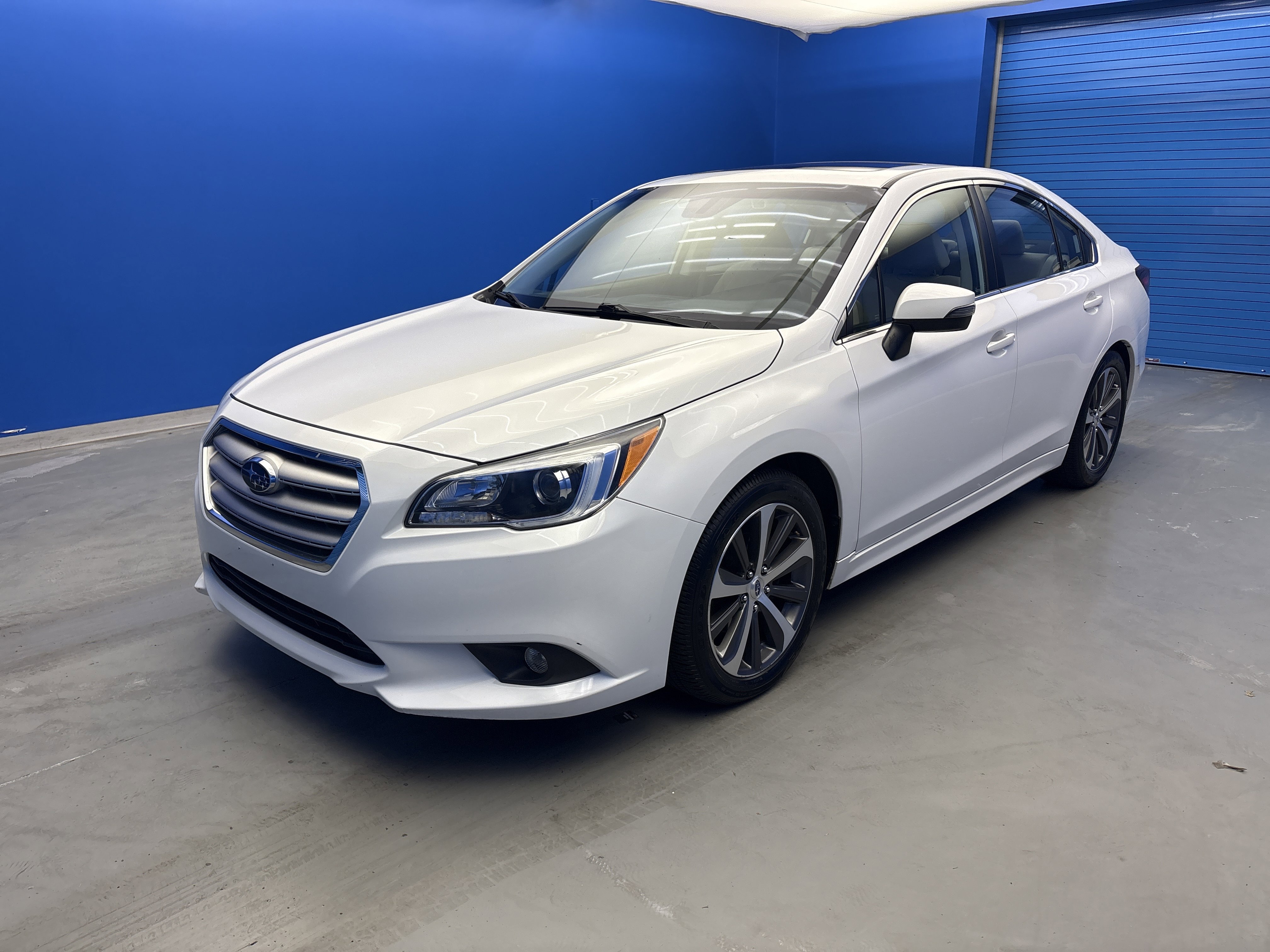 Used 2017 Subaru Legacy 2.5i Limited AWD/4WD image 4