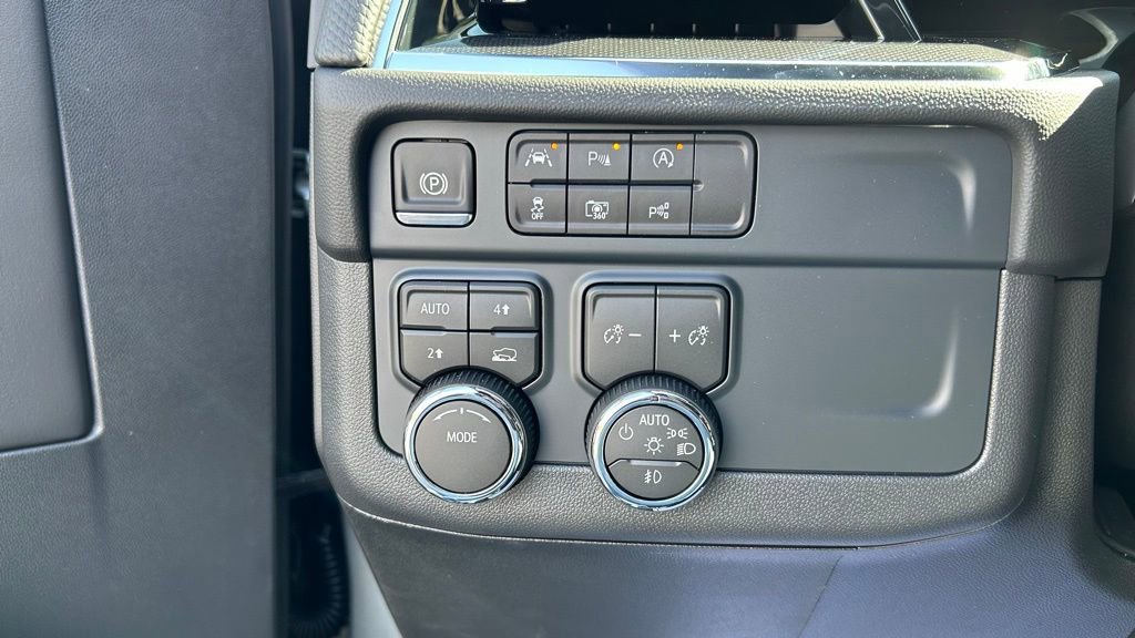 New 2026 Chevrolet Tahoe RST image 35