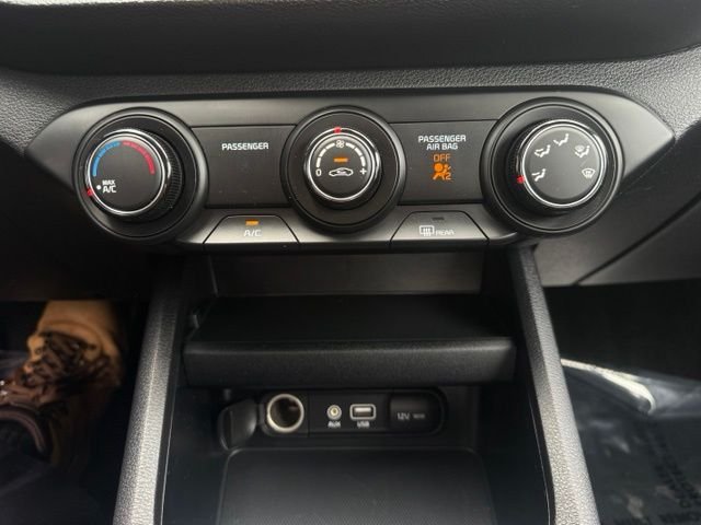 Used 2020 Kia Forte LXS FWD image 18
