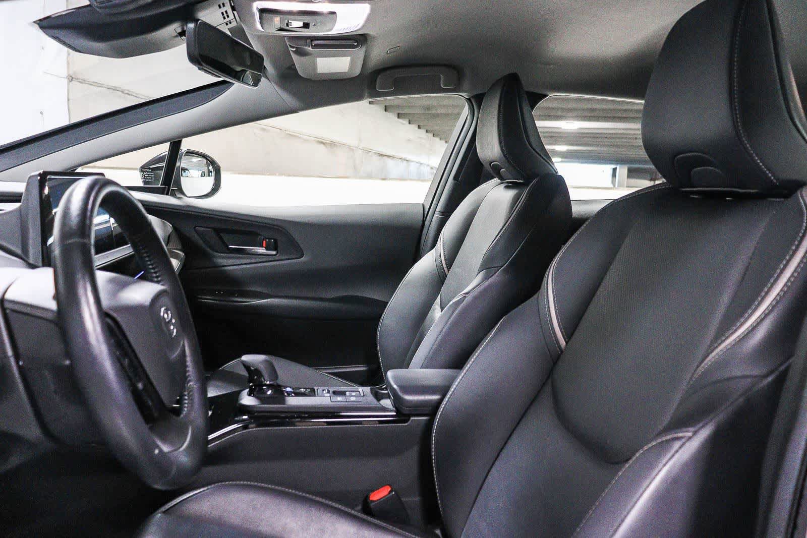 Certified 2023 Toyota Prius XLE FWD image 18