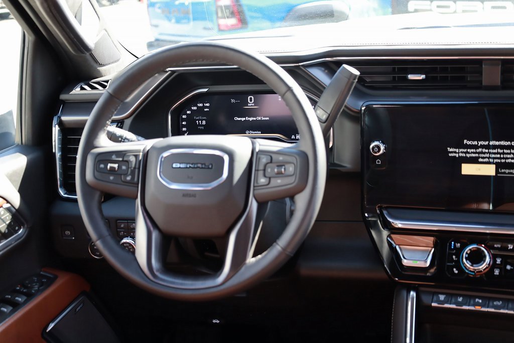 Used 2024 GMC Sierra 3500 Denali Ultimate image 22