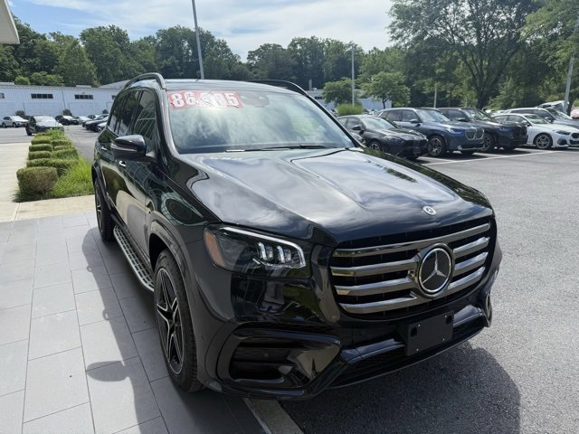 Used 2025 Mercedes-Benz GLS 450 4MATIC image 5