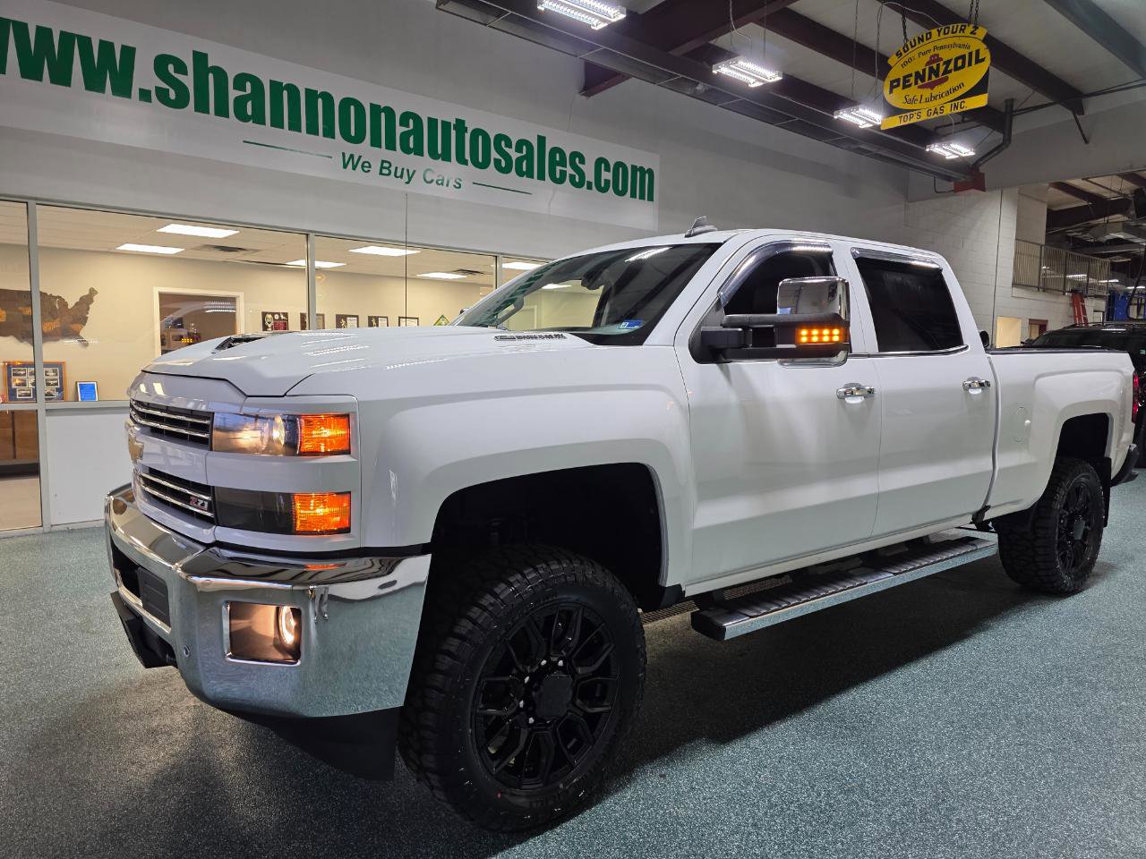 Used 2019 Chevrolet Silverado 2500 LTZ w/ Duramax Plus Package image 2