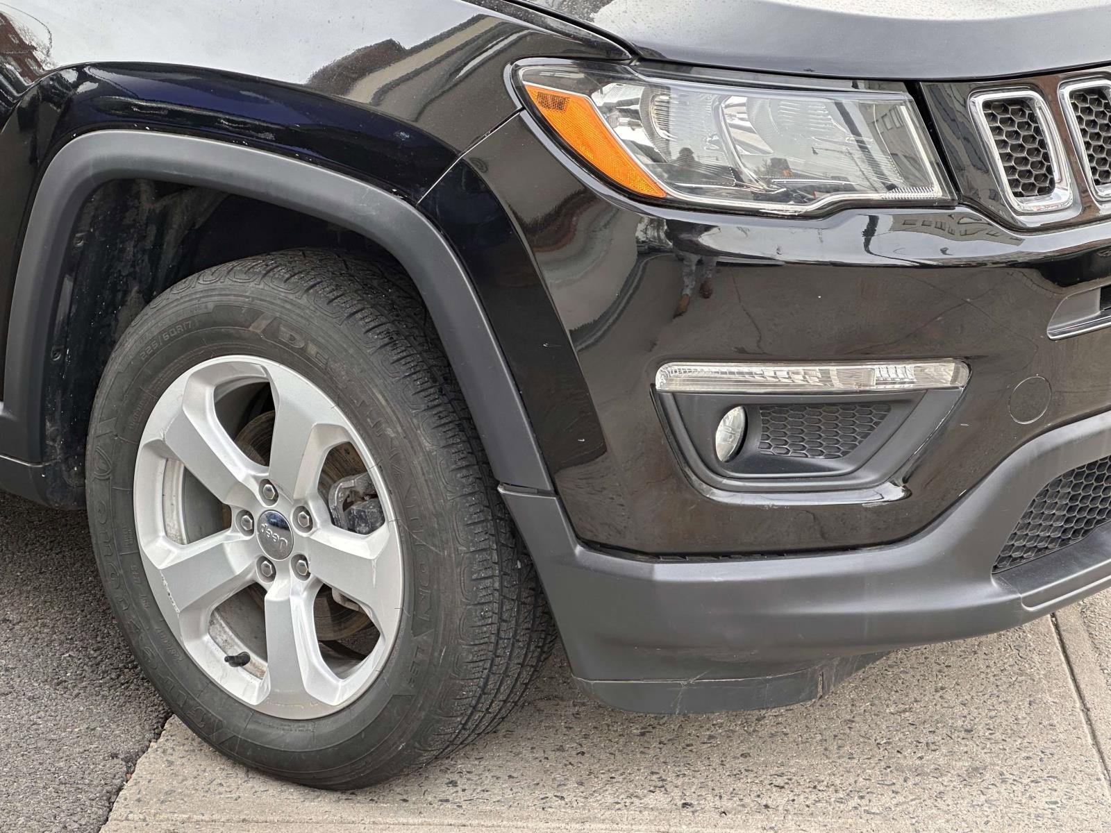 Certified 2019 Jeep Compass Latitude image 10