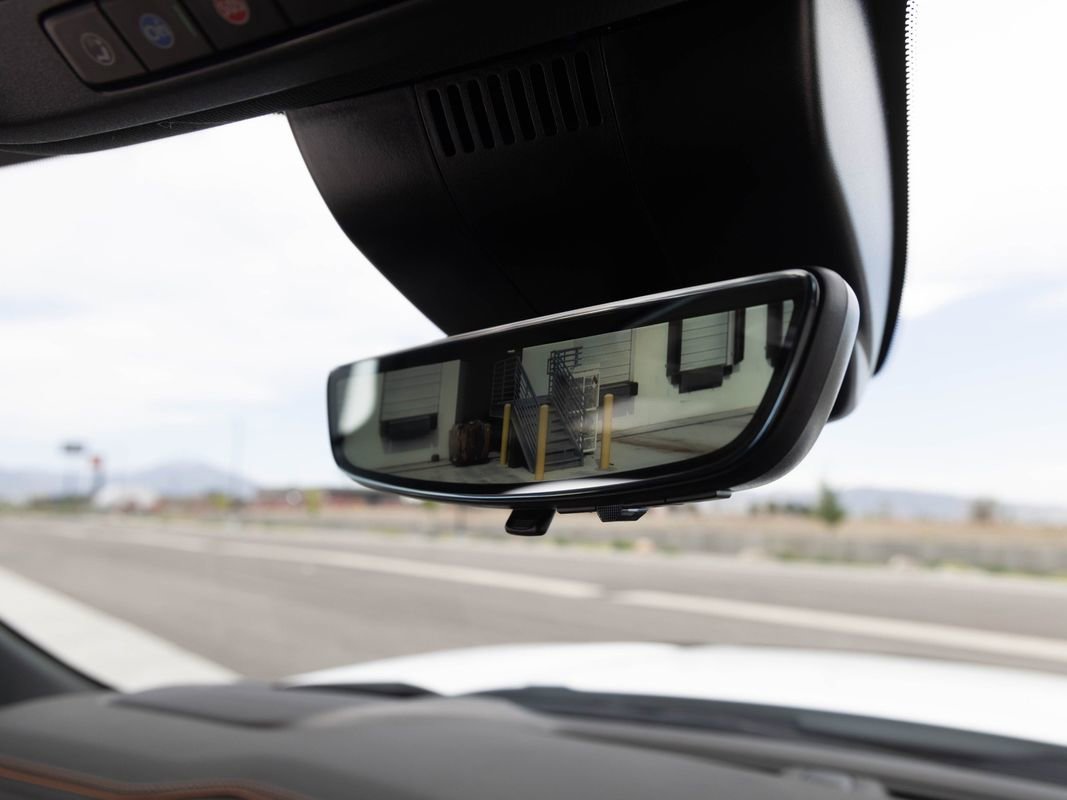 Used 2025 GMC Sierra 1500 AT4 w/ Technology Package AWD/4WD image 32