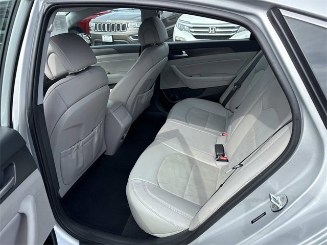 Used 2017 Hyundai Sonata Sport w/ Value Edition Package 02 image 17