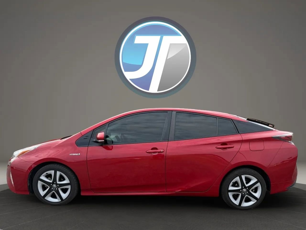 Used 2016 Toyota Prius Four Touring image 10