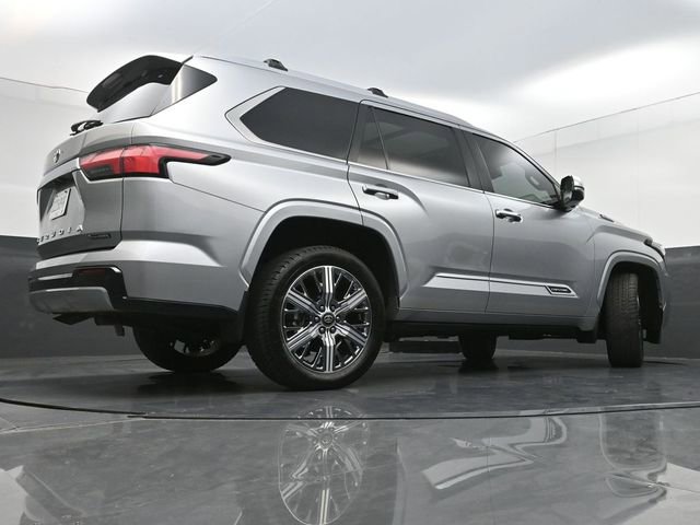 Used 2025 Toyota Sequoia Capstone image 38