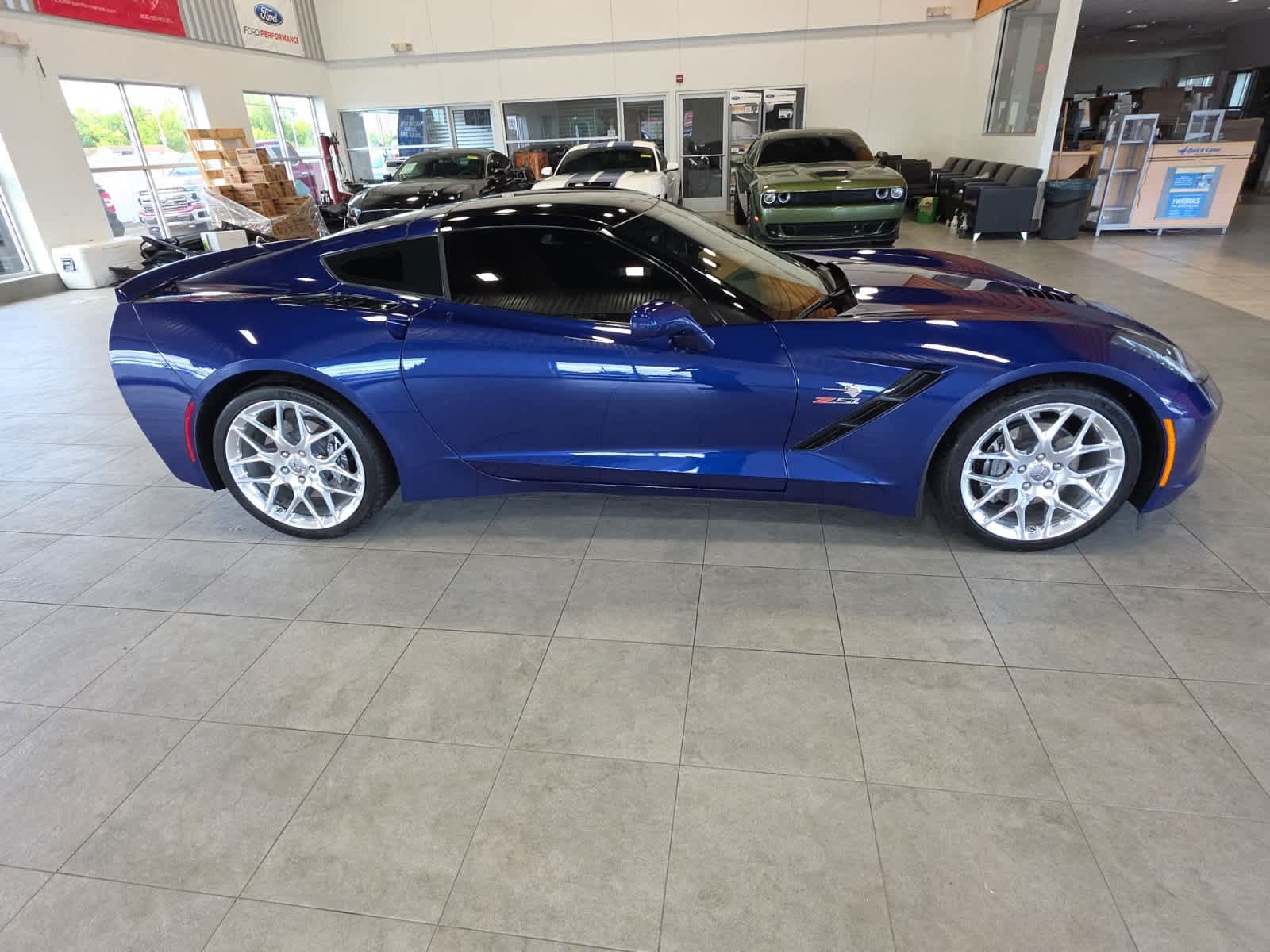 Used 2019 Chevrolet Corvette Stingray Coupe w/ 2LT Preferred Equipment Group RWD image 5