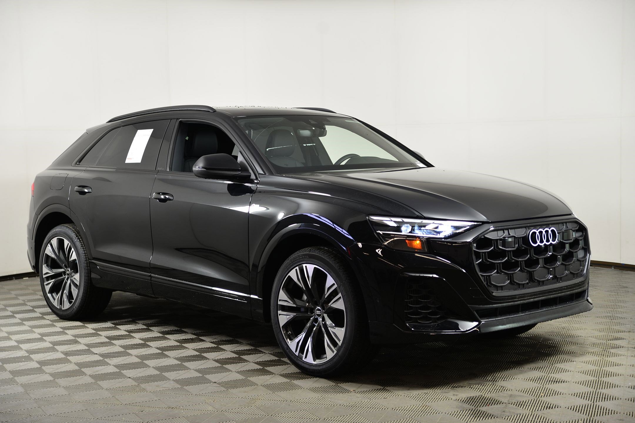 New 2026 Audi Q8 Premium Plus image 6