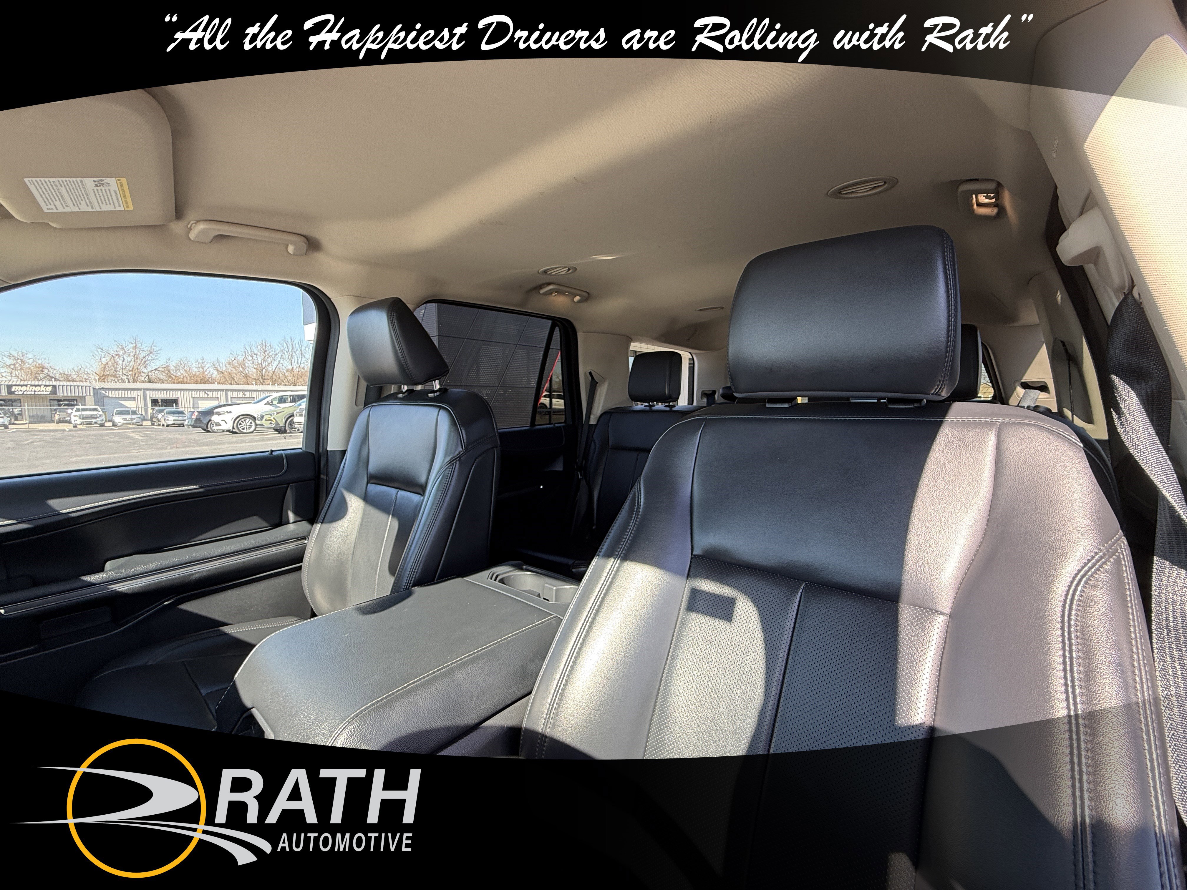 Used 2024 Ford Expedition XLT image 13