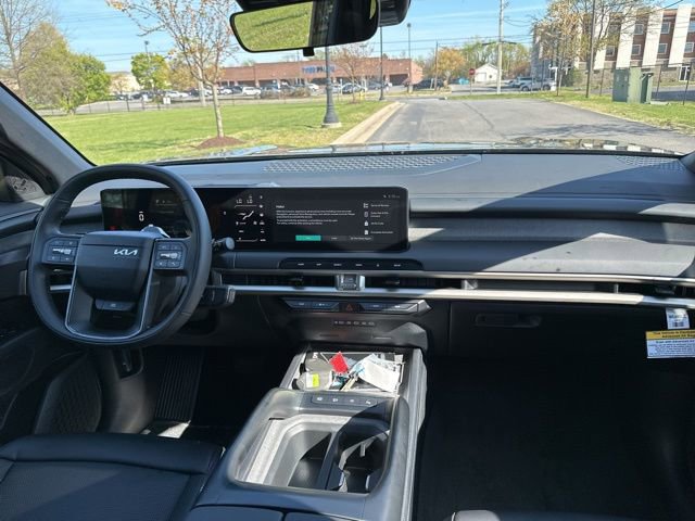 New 2027 Kia Telluride LX FWD image 3