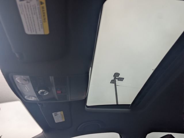 Used 2014 Volkswagen Jetta GLI Autobahn FWD image 13