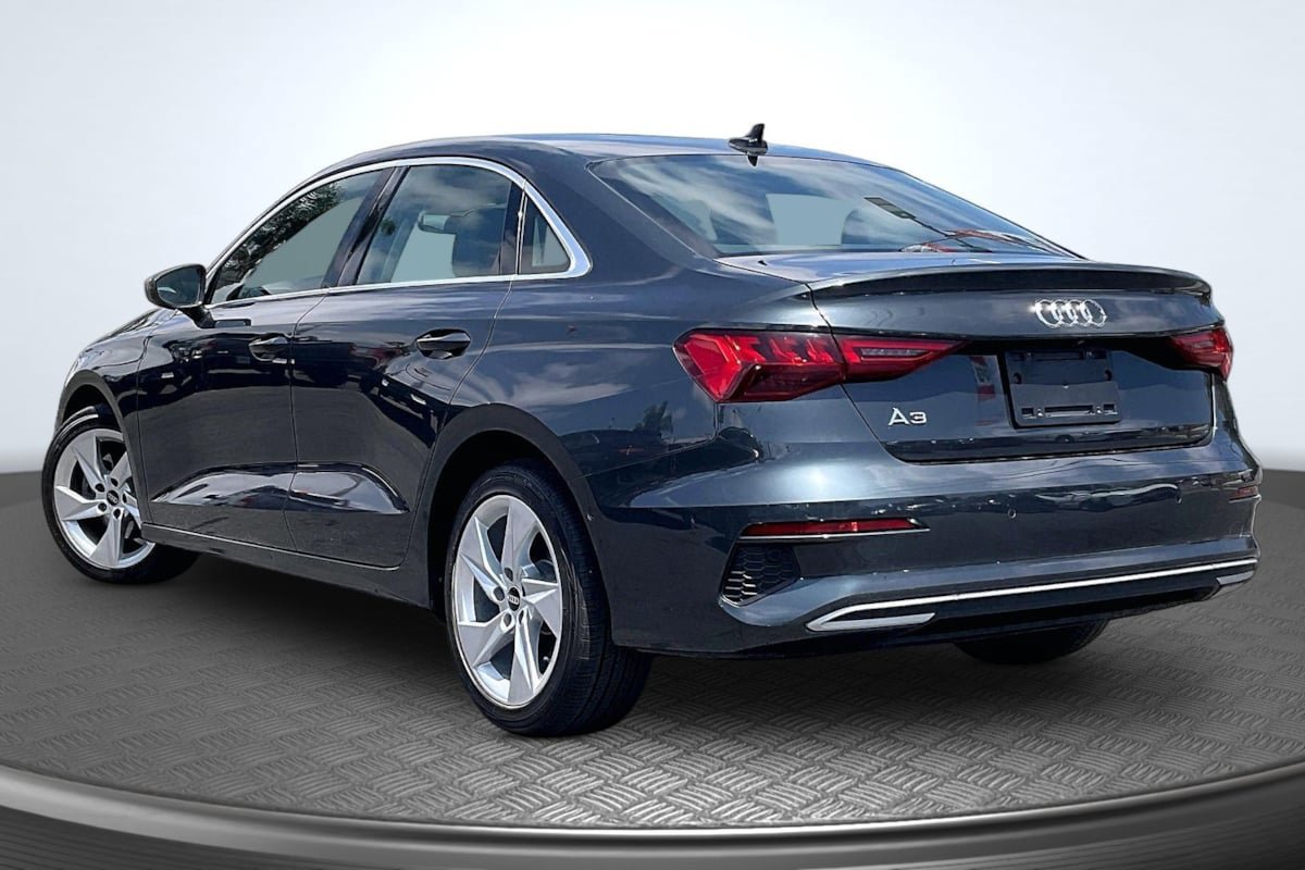 Used 2023 Audi A3 2.0T Premium FWD image 2