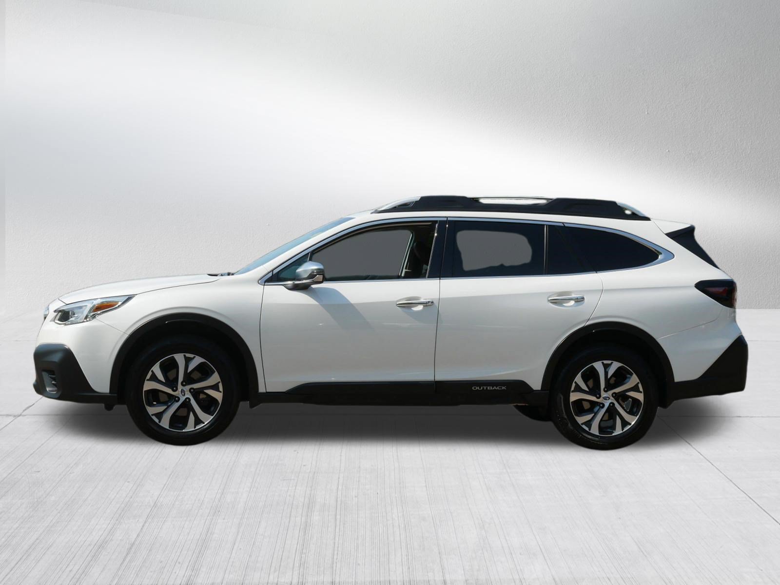 Used 2021 Subaru Outback Touring w/ Popular Package #2 AWD/4WD image 4