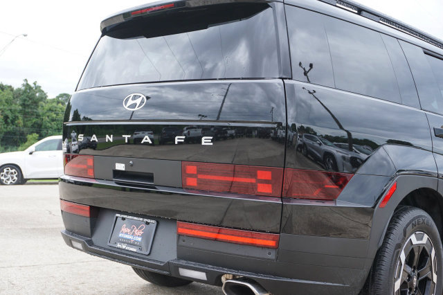 Used 2026 Hyundai Santa Fe SEL FWD image 5