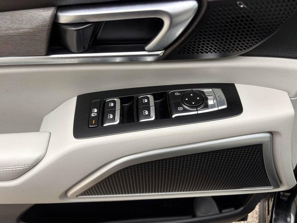 Used 2022 Kia Telluride EX w/ EX Premium Package image 13