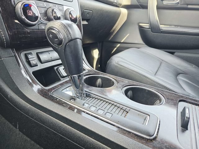 Used 2017 Chevrolet Traverse LT FWD image 16
