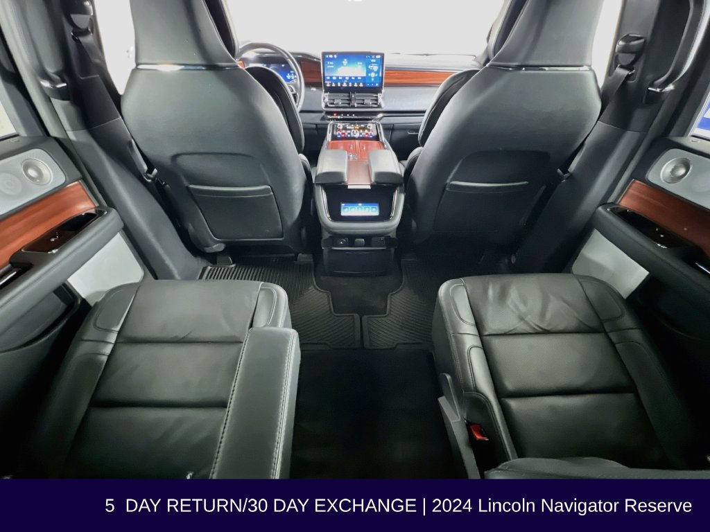 Used 2024 Lincoln Navigator Reserve AWD/4WD image 42