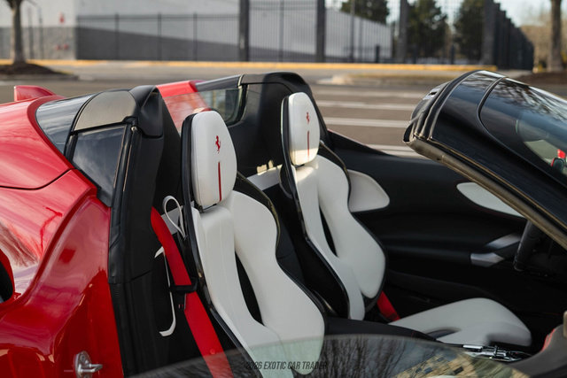 Used 2025 Ferrari SF90 Spider image 52