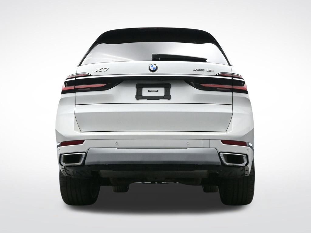 Used 2023 BMW X7 xDrive40i w/ Premium Package image 28