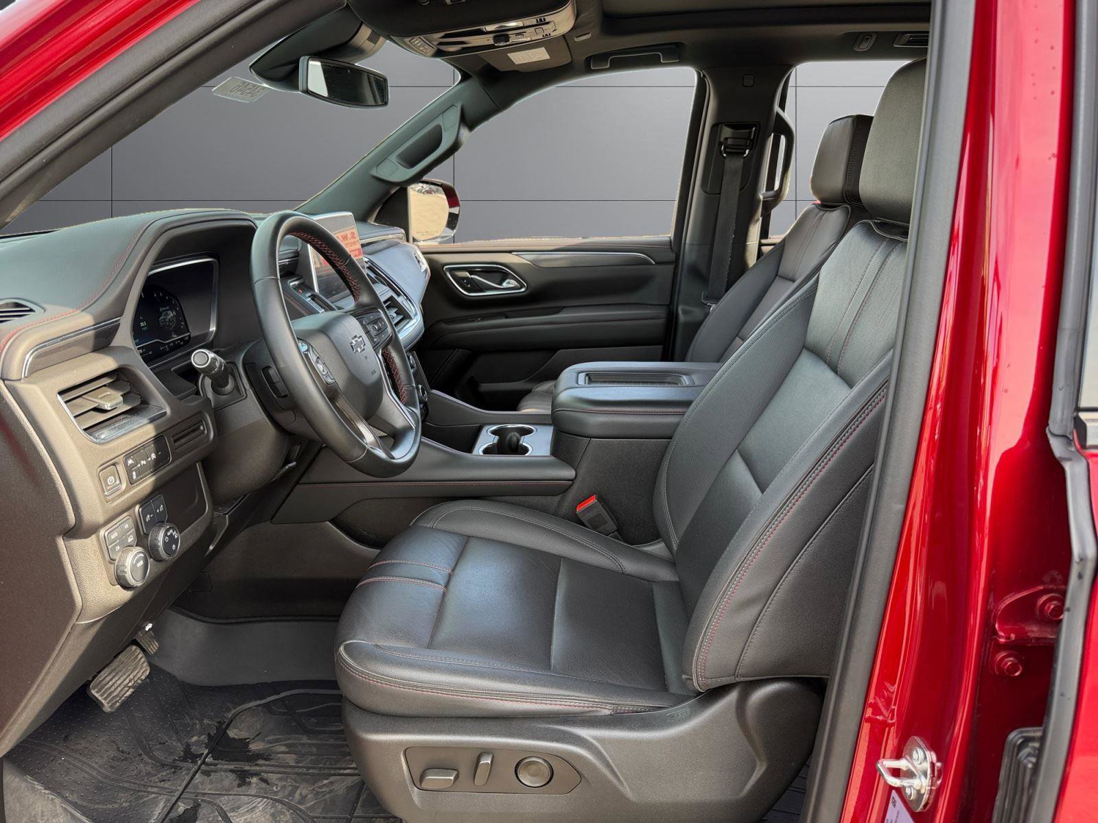 Used 2023 Chevrolet Tahoe RST image 16