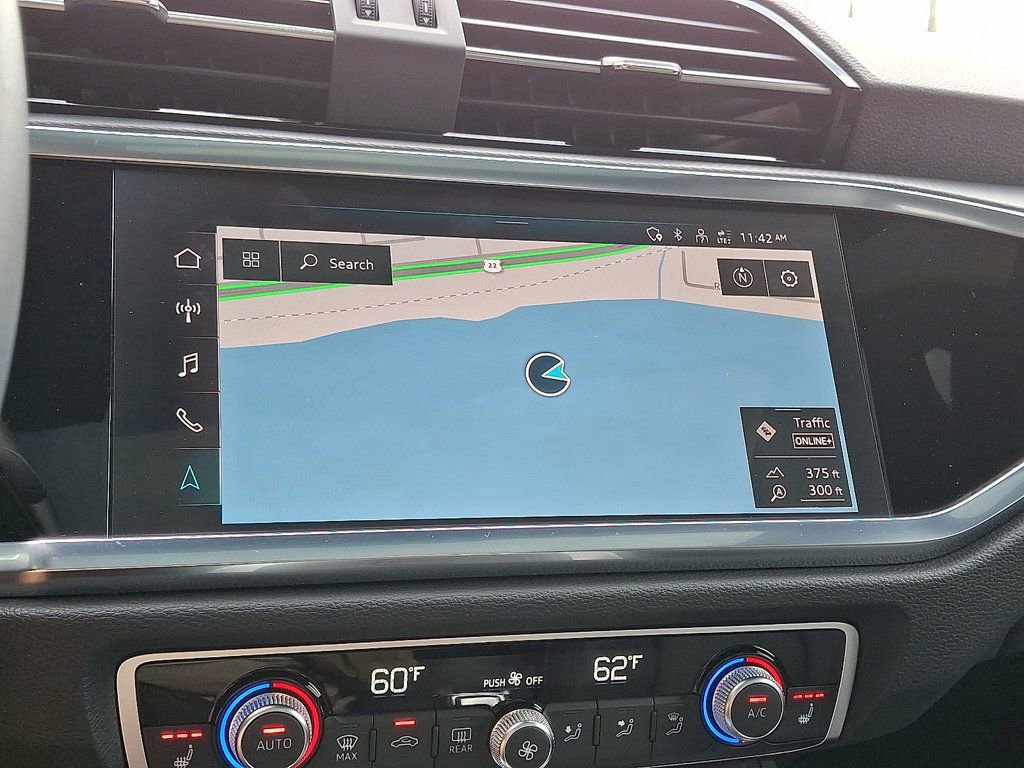 Certified 2024 Audi Q3 2.0T Premium Plus image 18