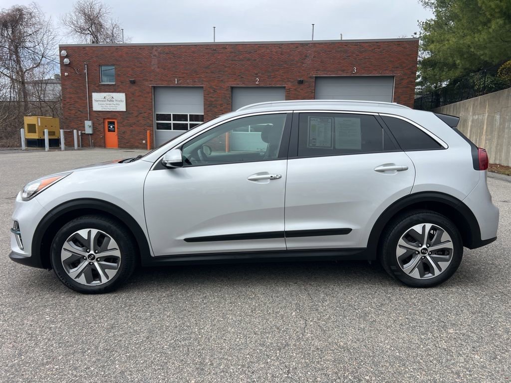 Used 2019 Kia Niro EX w/ Cold Weather Package 2.0 image 2